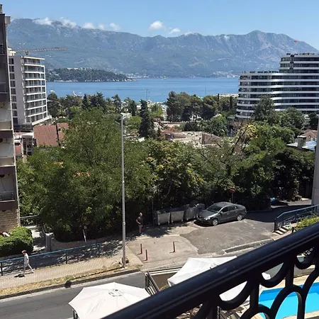 Apartman Anna Atina Budva